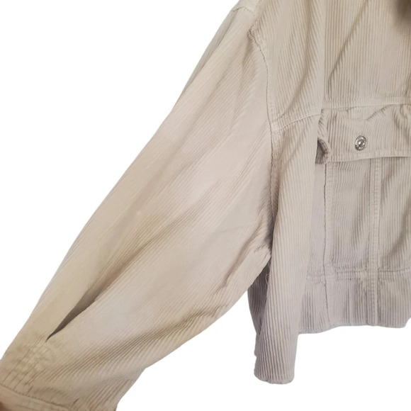 ZARA corduroy distressed cropped cream color loose fit jacket, size small - Picture 4 of 7